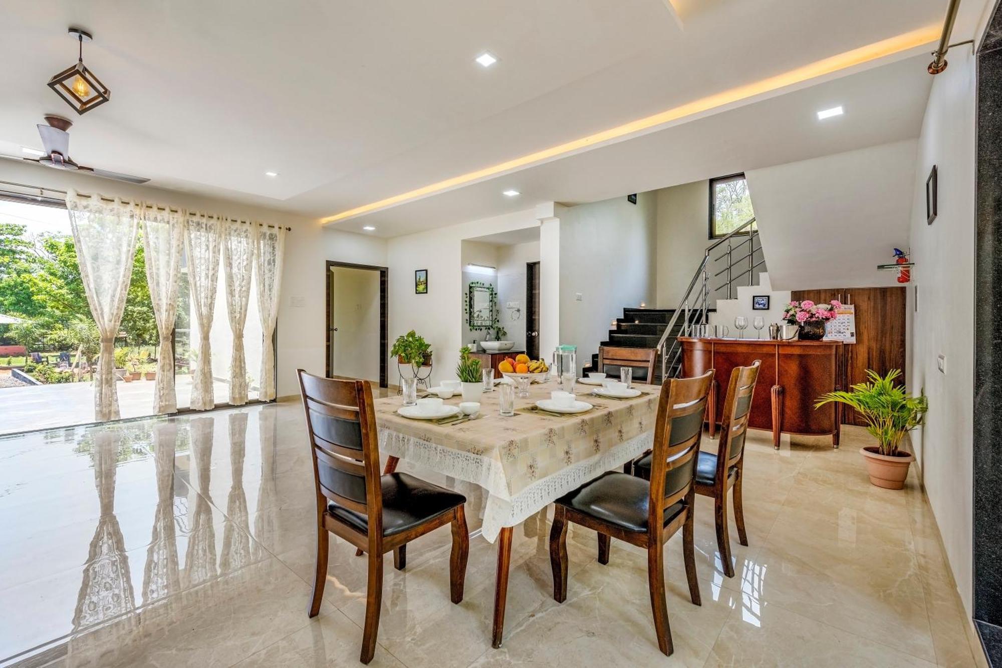 Saffronstays Lakeview Nivara - Farm Stay Villa With Private Pool Near Pune Exterior photo