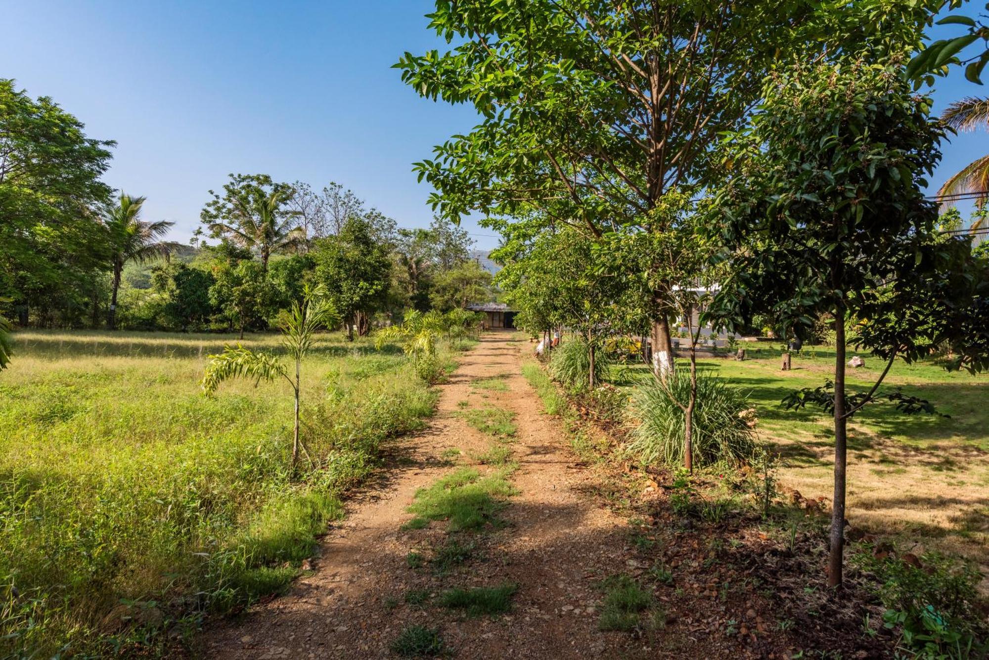 Saffronstays Lakeview Nivara - Farm Stay Villa With Private Pool Near Pune Exterior photo